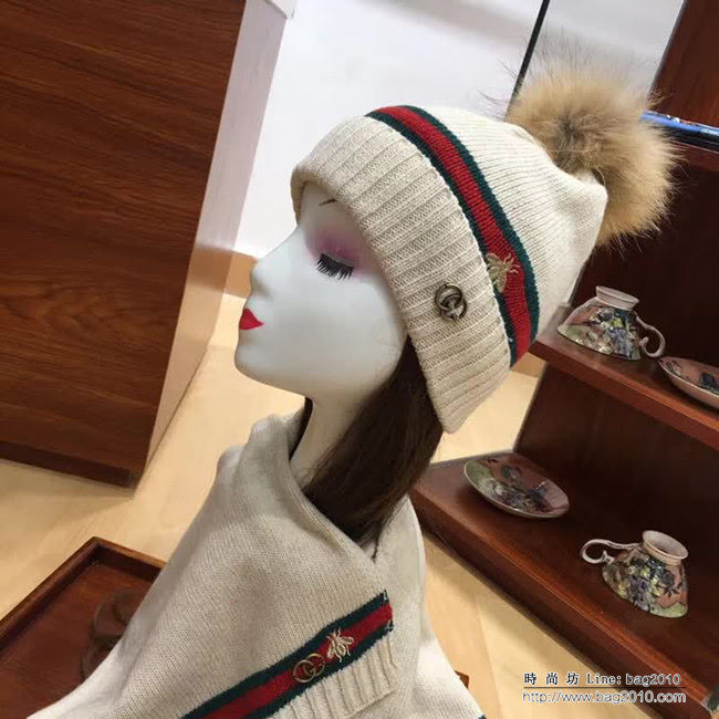 GUCCI古馳 專櫃同步 新款刺繡蜜蜂圍巾帽子手套三件套 百搭情侶款 男女同款 LLWJ6903